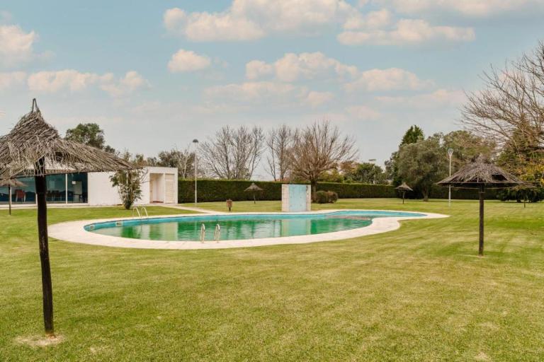 Deluxe Sea View Pool Villa - Bed and Breakfast Esposende