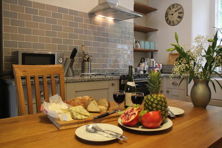 Tide House Seaside Holiday Cottage - B&B Shaldon