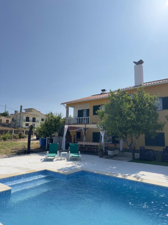 Casa da Alegria - Piscina, Sala de Jogos, 4 Quartos - Ferienwohnung Cardigos