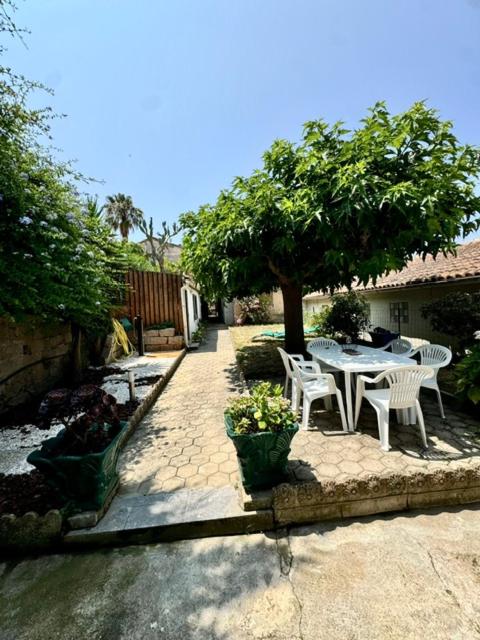 Maison avec jardin et proche mer - Bed and Breakfast Propriano