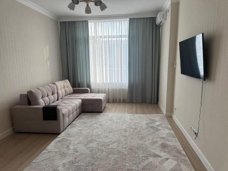 Уютные апартаменты у реки Ишим - B&B Astana