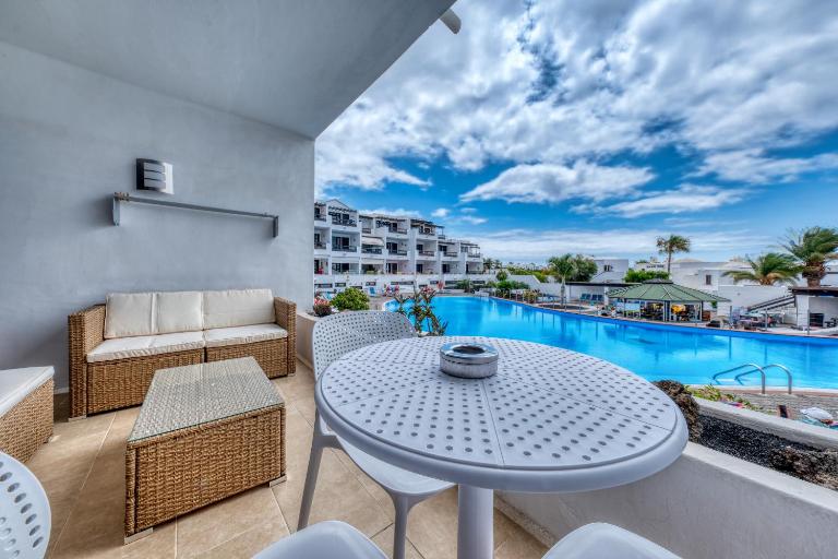 Casa La Arena - Pool View By Lanzarote Vacation Homes - Chambres d'hôtes Costa Teguise