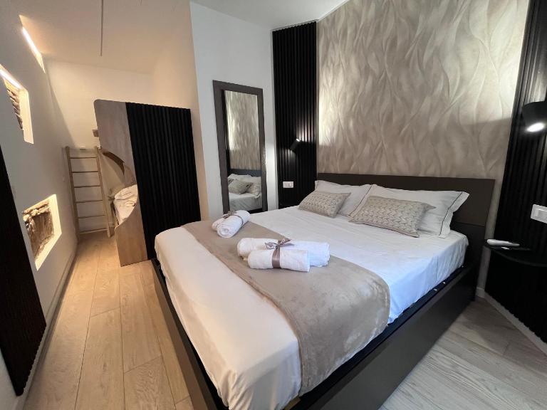 Como Charm Living Apartment Duomo - B&B Como