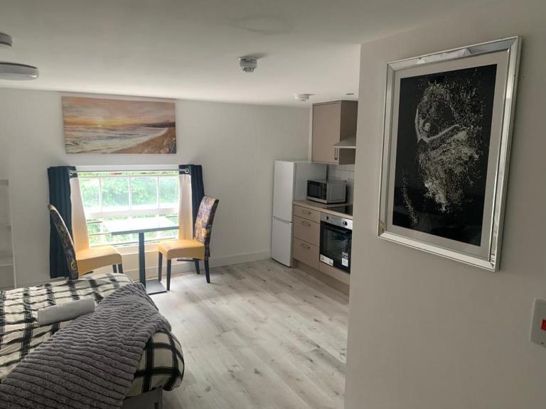 The Blaby Suite by Nestura - B&B Leicester