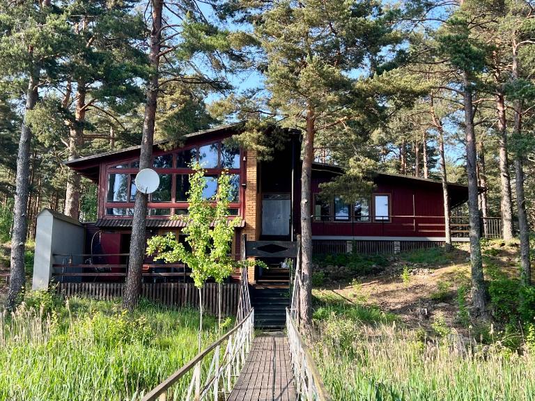 Vesiroos Villa - B&B Alajõe
