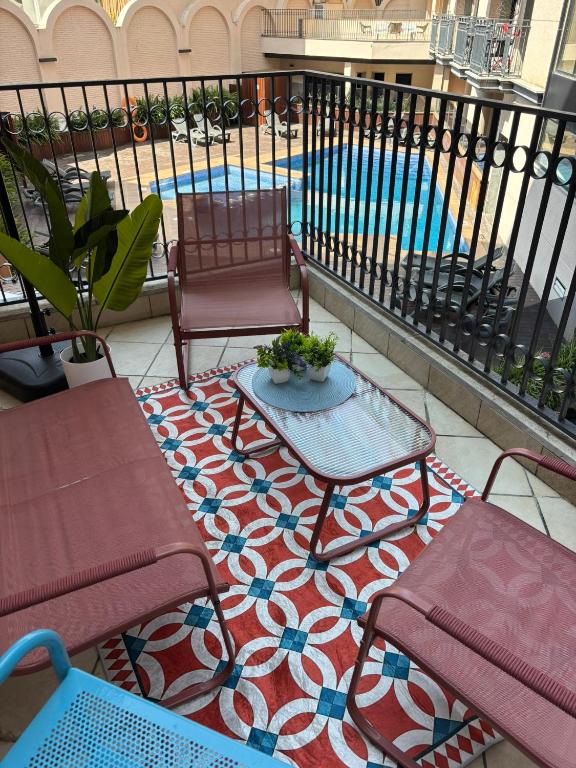 Casa Tita - Exclusivo Apartamento con Gran Terraza y Vistas a la Piscina en Lloret de Mar - Ferienwohnung Lloret de Mar