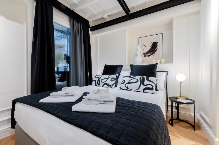 Acque Romane Maison Trevi Crociferi - Bed and Breakfast Rome