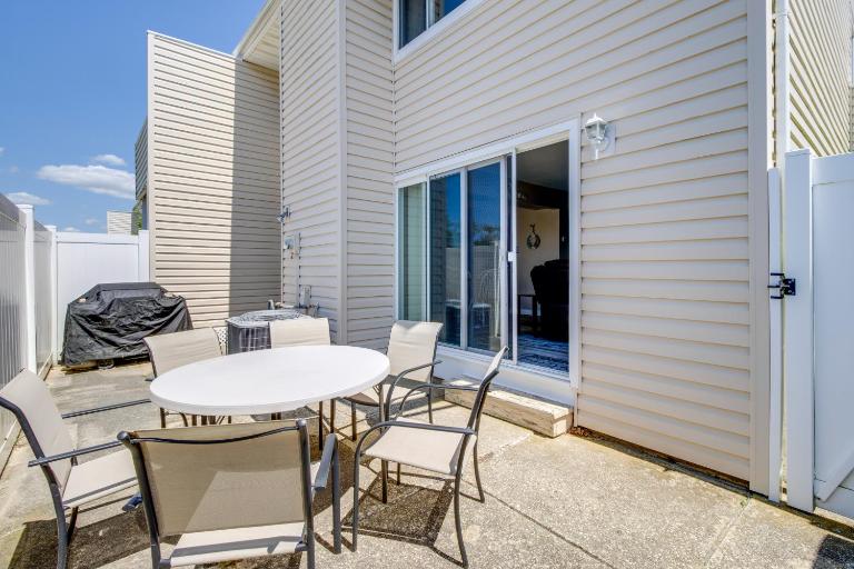 Walk to Brigantine Beach: Condo w/ Furnished Patio - B&B Brigantine
