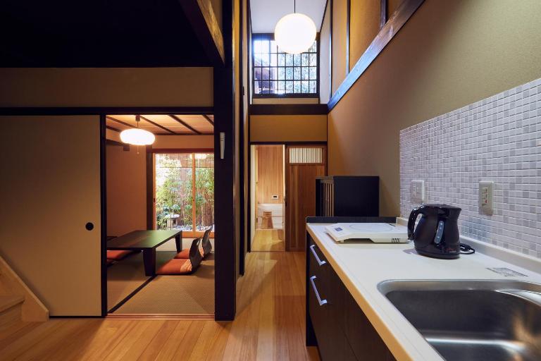 Rinn Nishiwakamatsu - B&B Kyoto