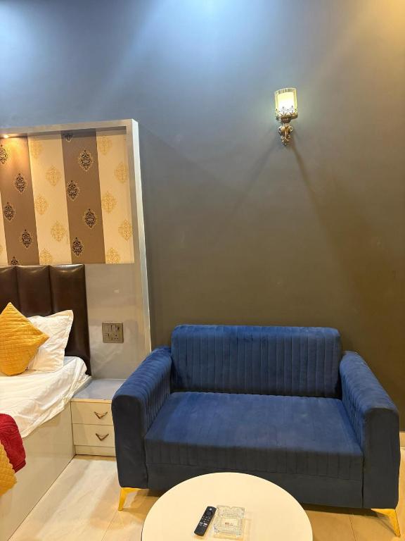 Premium luxury Stay - B&B Ghaziabad