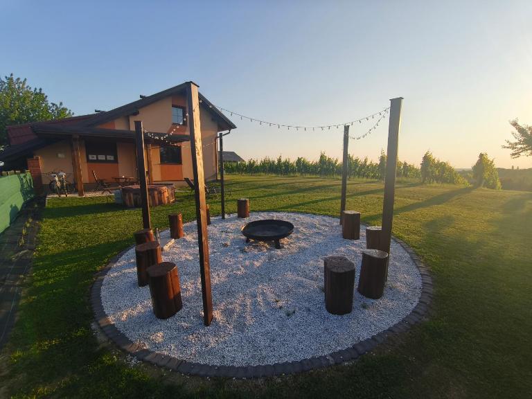 Guesthouse and Wellness VINEA - B&B Spodnji Ivanjci