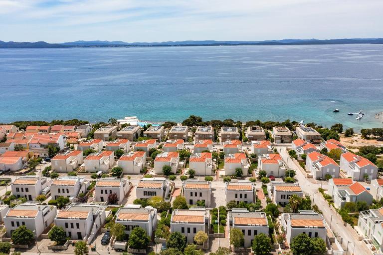 Sunny Side Casa by Belmont Realty - B&B Petrcane