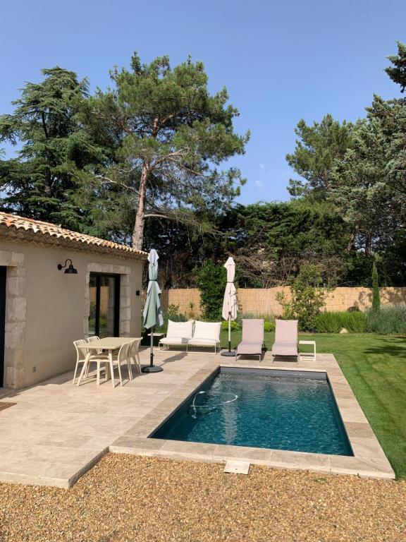 Mazet LEAJO 2 - B&B Eygalières