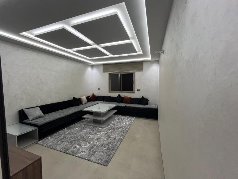 Najla Sh4 - B&B Tánger
