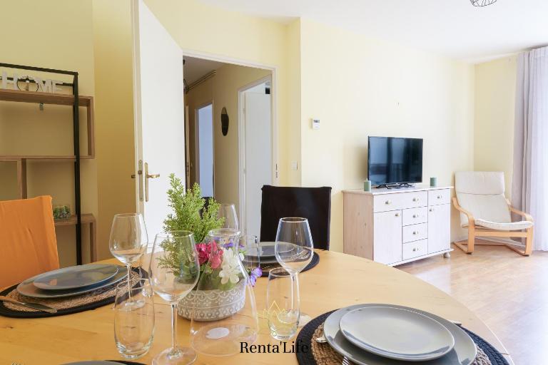 Buxengeorgiens Giroust - T2 - 10min DisneyLand - B&B Bussy-Saint-Georges