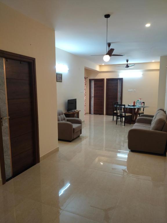 SaiNivas Shivam - B&B Chennai