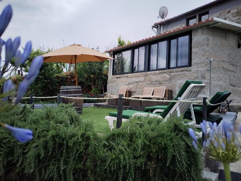 Belo Encanto do Paiva - B&B Sobrado