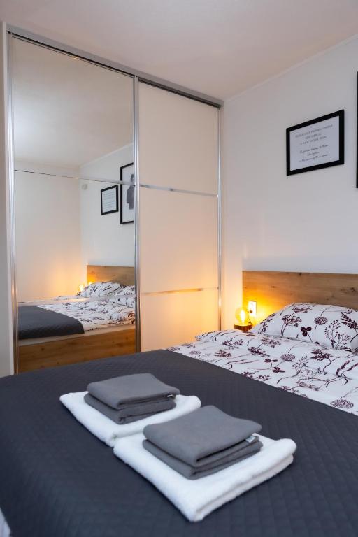 Apartman oak Nikola's lamp - B&B Gospić