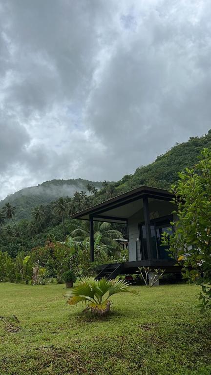 Teahupo'o Swell Lodge Bungalow - B&B Teahupoo
