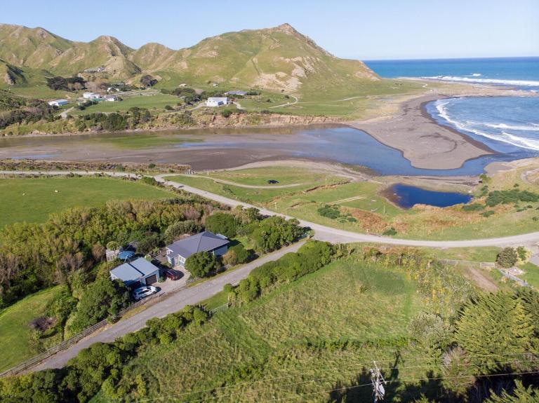 Te Kōpuha - B&B Tauweru