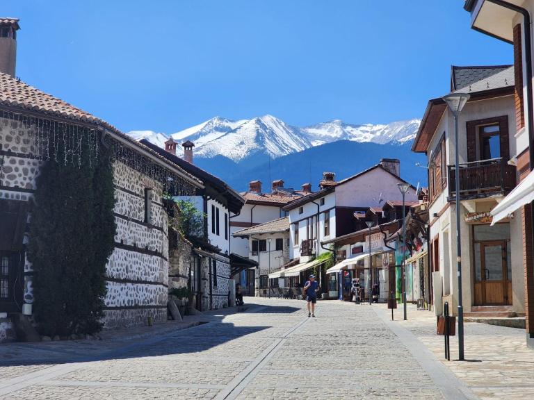 Trinity Apartment & Pool with Spa Near Center - B&B Bansko