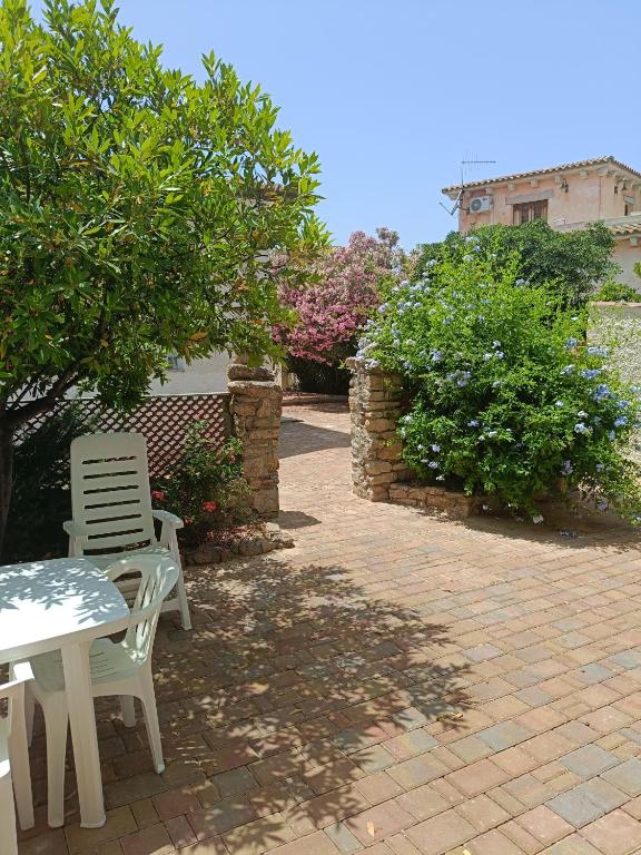 Trilo Lu Rattali - B&B San Teodoro