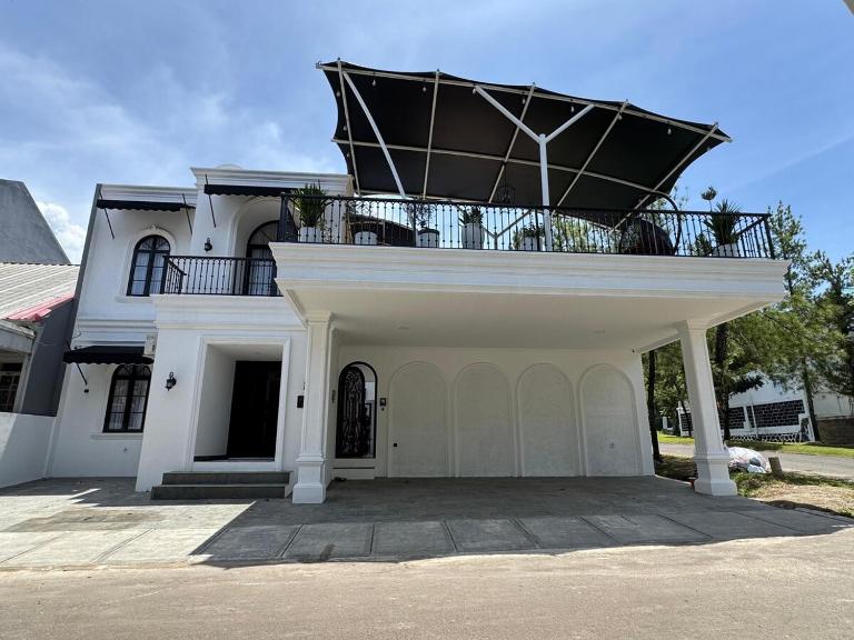 Phoenix Villa at Sentul City - Chambres d'hôtes Bogor