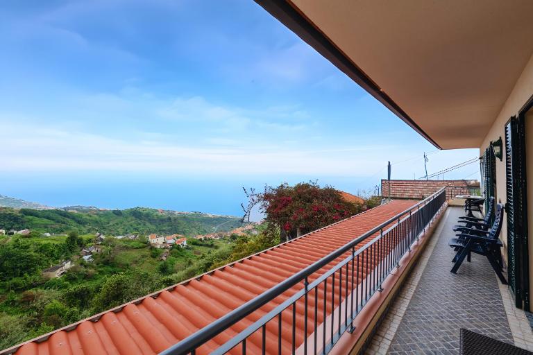 Miradouro House By Sam Houses - Chambres d'hôtes Ponta do Sol