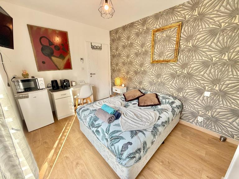 Studio Cosy - CLIM & Parking & WIFI - Bed and Breakfast Aucamville