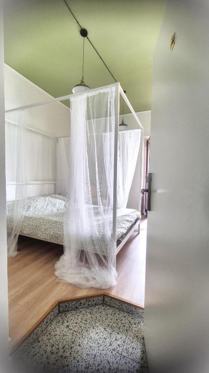 daClaudia,it a piedi 5 min dalla stazione, 10 min dal centro - B&B Spoleto