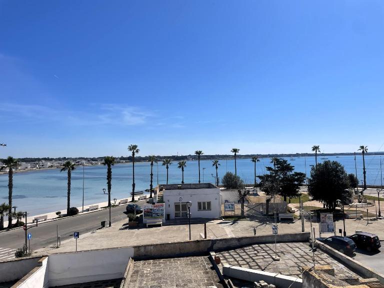 A casa di Iole VISTA MARE - Bed and Breakfast Porto Cesareo