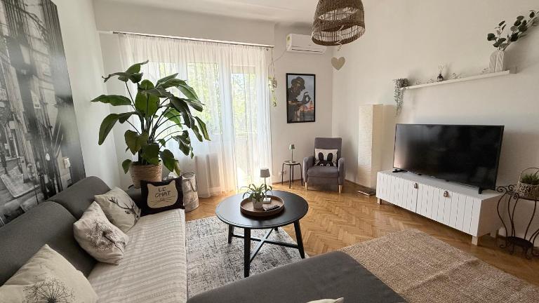 West Budapest Apartman - B&B Budapest