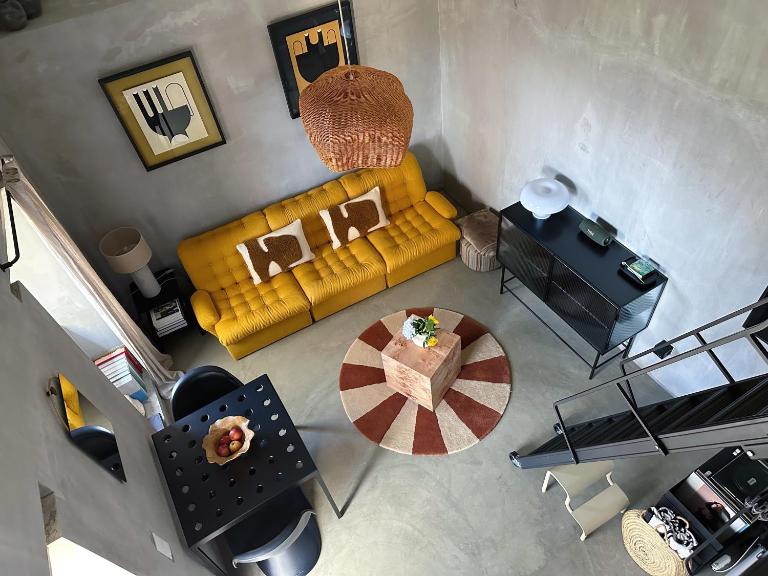 THE L lodge, designer escape with sunset garden & fire pit - B&B Ribeira Brava