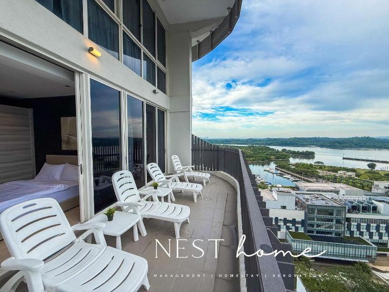 Encorp Marina Suites by Nest Home at Puteri Harbour - Bed and Breakfast Iskandar Puteri