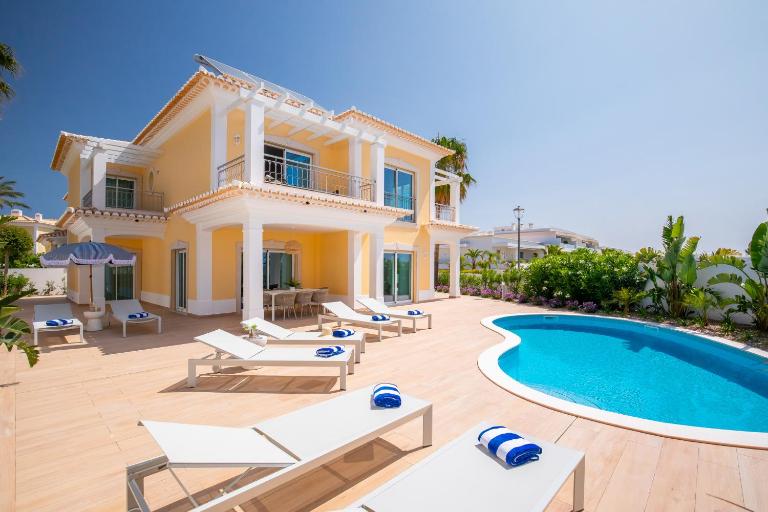 Tropical Beach Villa by Blue Diamond 21 - Ferienwohnung Lagos