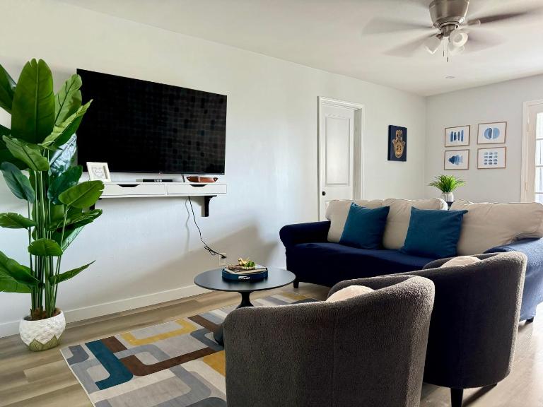 City View Newly Renovated 3 Beds w Free Parking LM909 - Ferienwohnung Atlanta