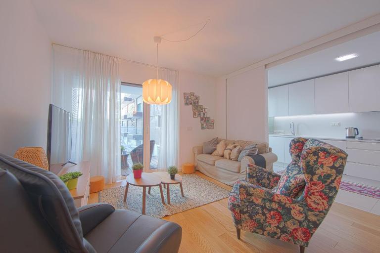 Benfica Prime Terrace II by Homing - B&B Lisbon