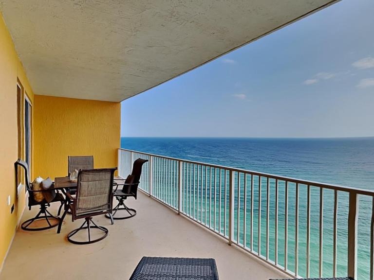 Treasure Island #1707 - B&B Panama City Beach