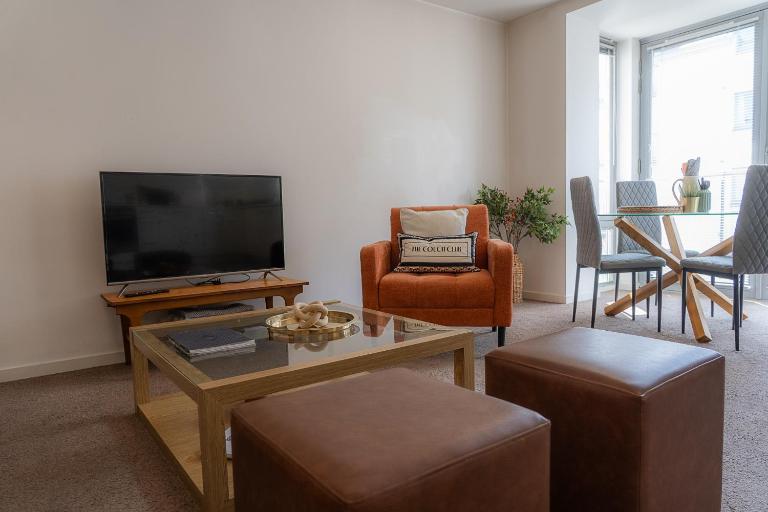Golf Links Seafront Serviced Apartment - Bed and Breakfast Ings