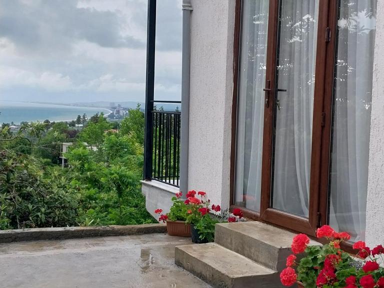 Tsikhisdziri Panorama Cottage - Chambres d'hôtes Kobuleti