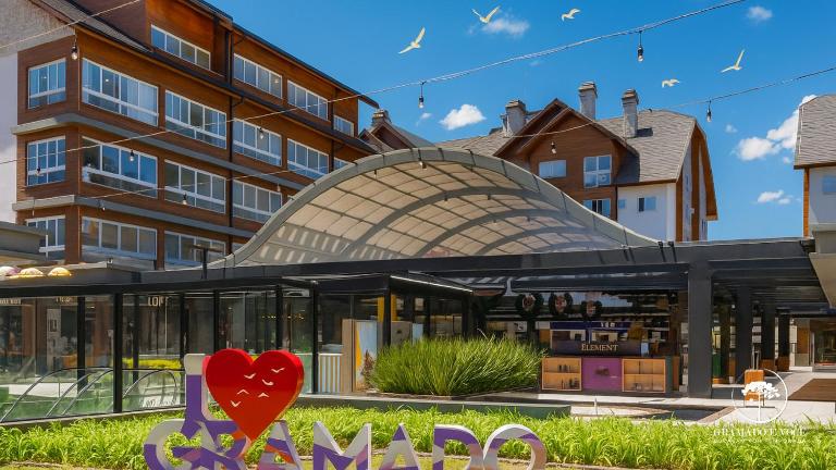 Apto moderno junto a Criamigos + café 1er día - B&B Gramado