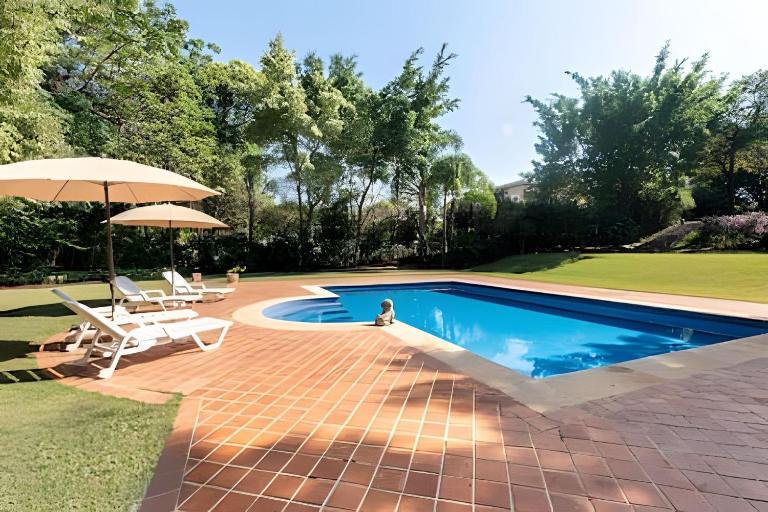 Condomínio Vila Real - Vila de Luxo com Piscina - B&B Guaraú
