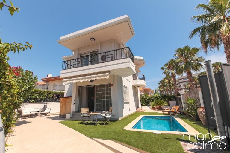 Salou Opulence villa by Mar Calma - Bed and Breakfast Salou