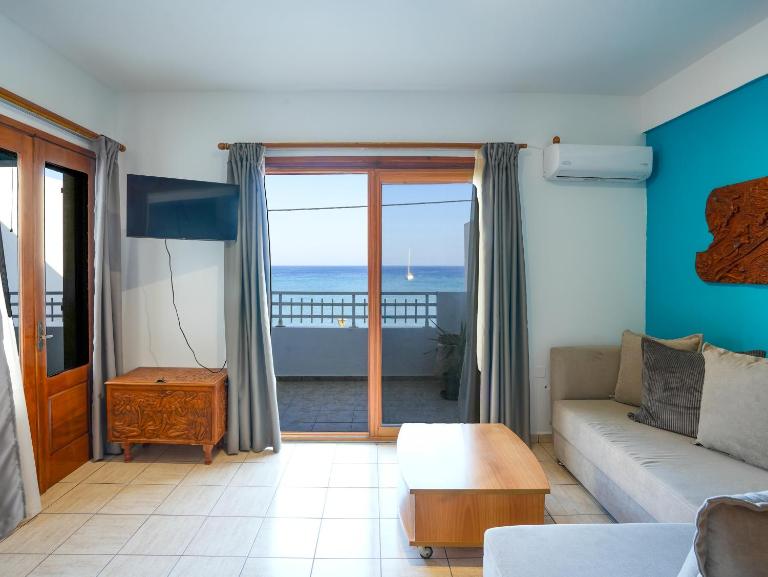 Theodora Suite by Pegasus - Bed and Breakfast Kardámaina