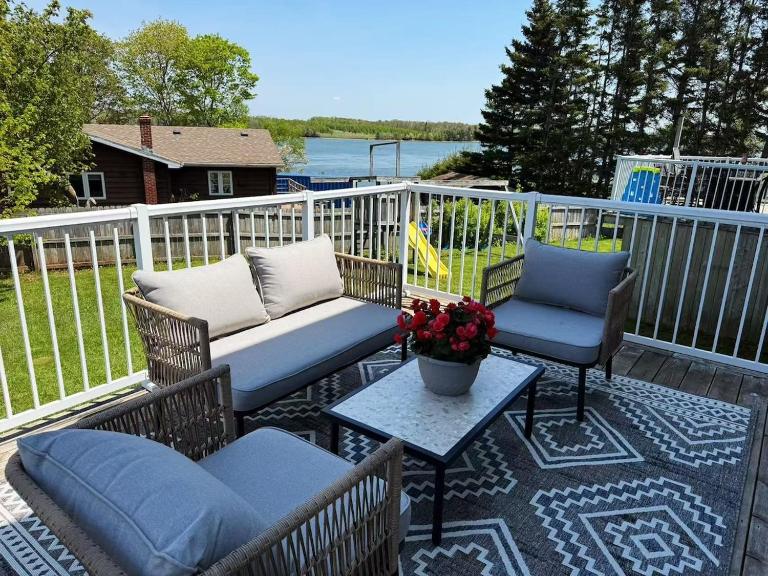 Tranquil Riverside Abode - B&B Cornwall