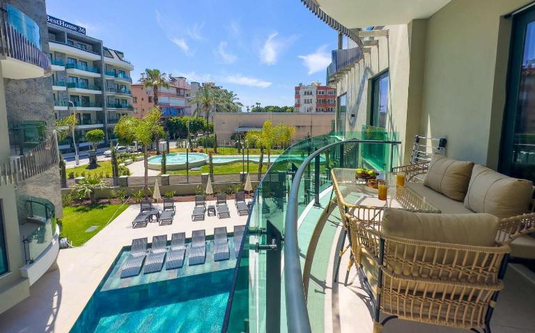 Qoople Legend A - Stylish accommodation by the sea - Chambres d'hôtes Alanya