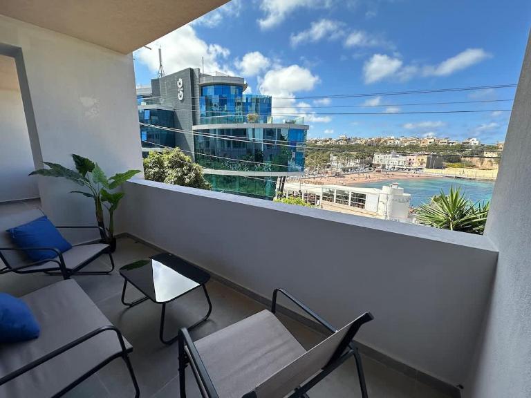 3BR Free Parking Paceville Beach - B&B San Julian's