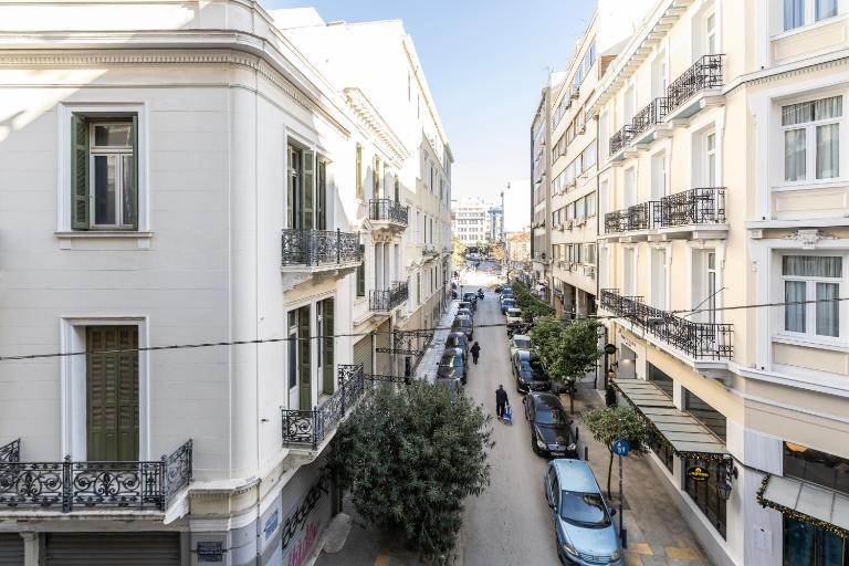 Celestial Athens Suites at Praxitelous - B&B Atenas
