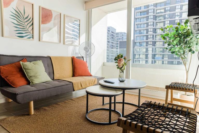 Discover Nunoa Cozy 1BR with Local Charm - Chambres d'hôtes Santiago