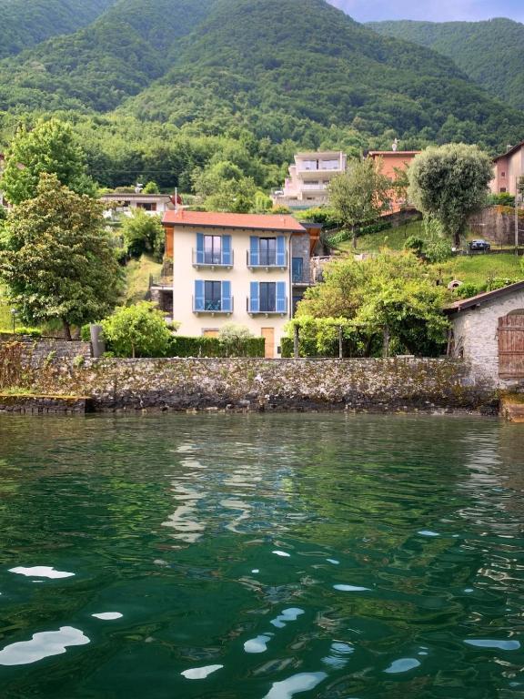 Il Porticciolo - B&B Lezzeno